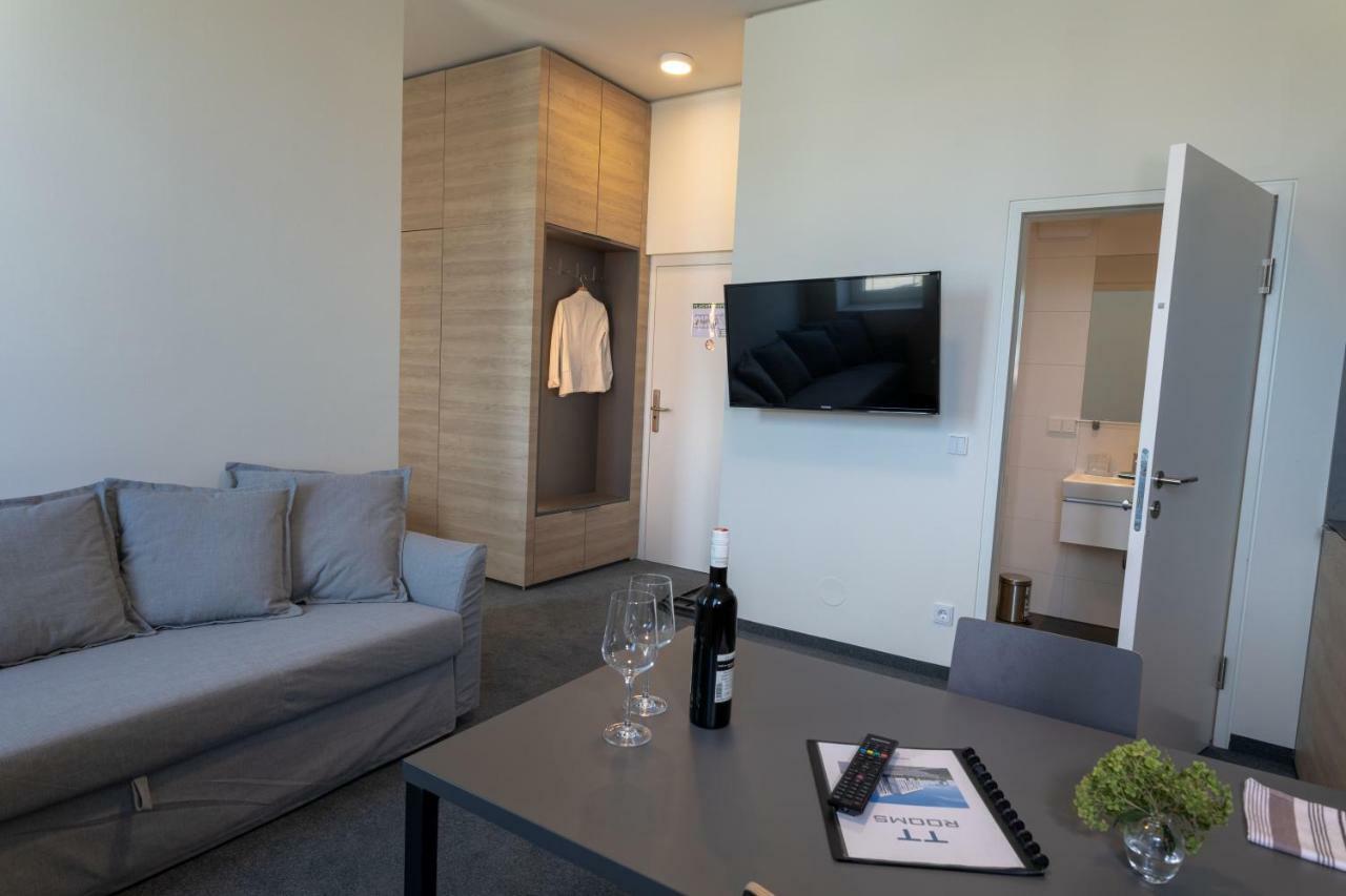 Tt-Rooms - Kontaktlos Mit Self Check-In I Free Parking 그라츠 외부 사진