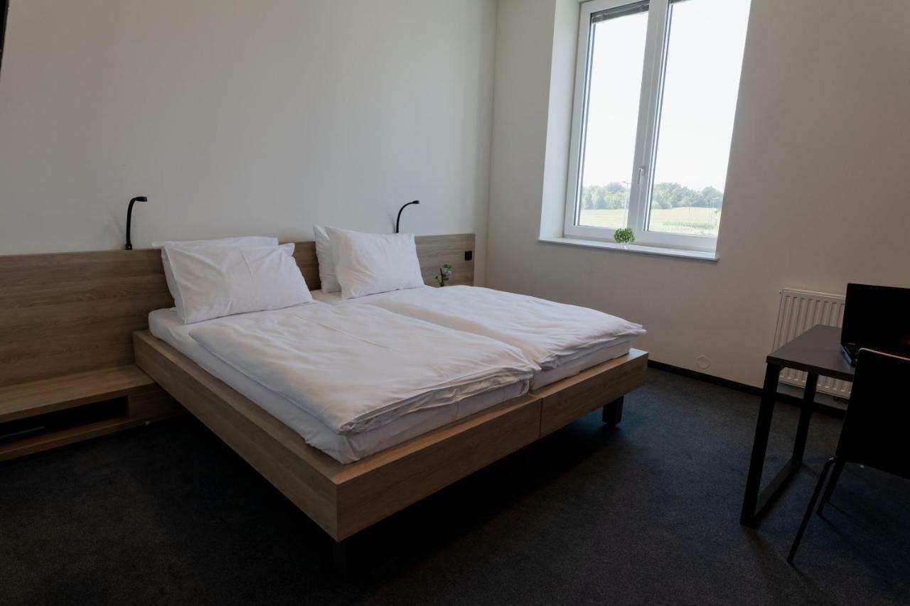 Tt-Rooms - Kontaktlos Mit Self Check-In I Free Parking 그라츠 외부 사진